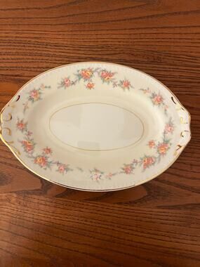 Vintage 1952 Homer Laughlin Eggshell Georgian "Countess" Oval Relish pickle dish